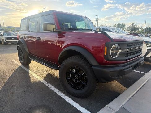 Used 2025 Ford Bronco Big Bend AWD/4WD image 3
