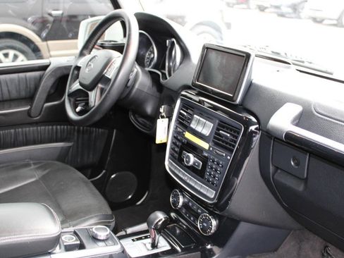 Used 2015 Mercedes-Benz G 550 image 27