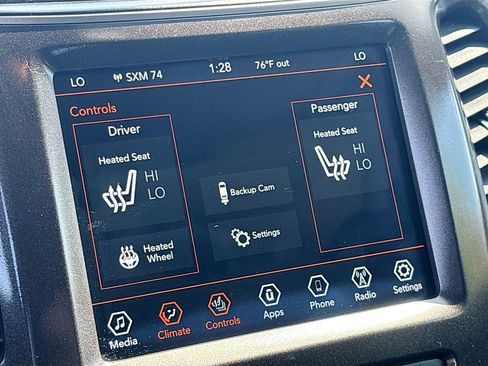 Used 2021 Jeep Cherokee Trailhawk image 19