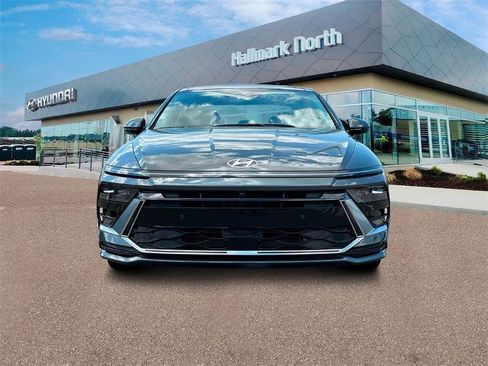 New 2025 Hyundai Sonata Limited image 12