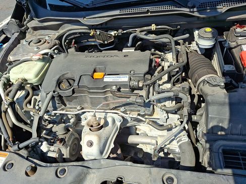 Certified 2018 Honda Civic EX image 28
