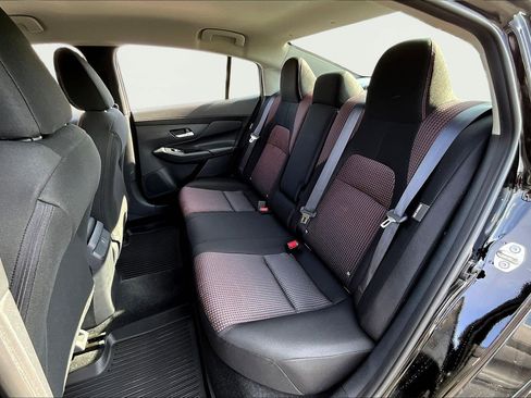 New 2026 Nissan Sentra SR FWD image 17
