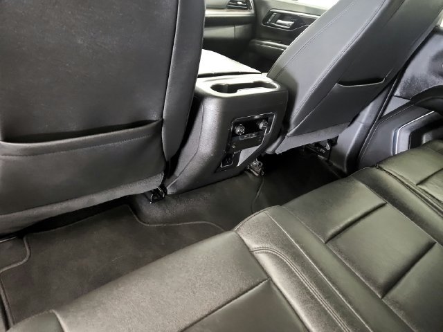 Used 2025 Chevrolet Tahoe LT AWD/4WD image 22