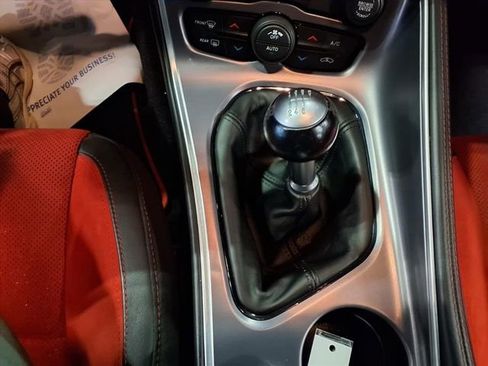 Used 2022 Dodge Challenger R/T Scat Pack w/ Shaker Package image 27