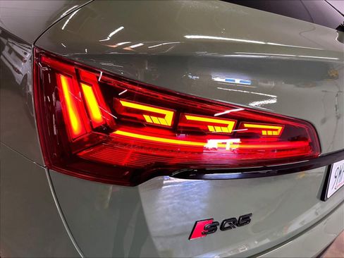 Used 2024 Audi SQ5 Prestige w/ Prestige Package AWD/4WD image 29