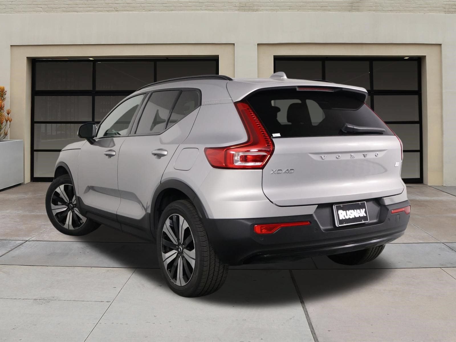 Certified 2023 Volvo XC40 Recharge Core w/ Protection Package Premier AWD/4WD image 2