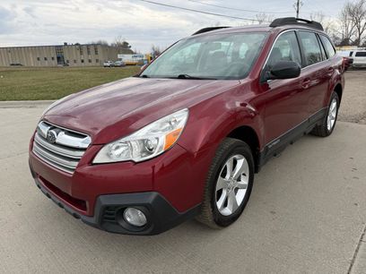Used 2014 Subaru Outback 2.5i w/ Alloy Wheel Package