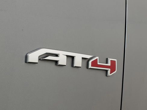 Used 2021 GMC Yukon AT4 w/ AT4 Premium Plus Package image 8