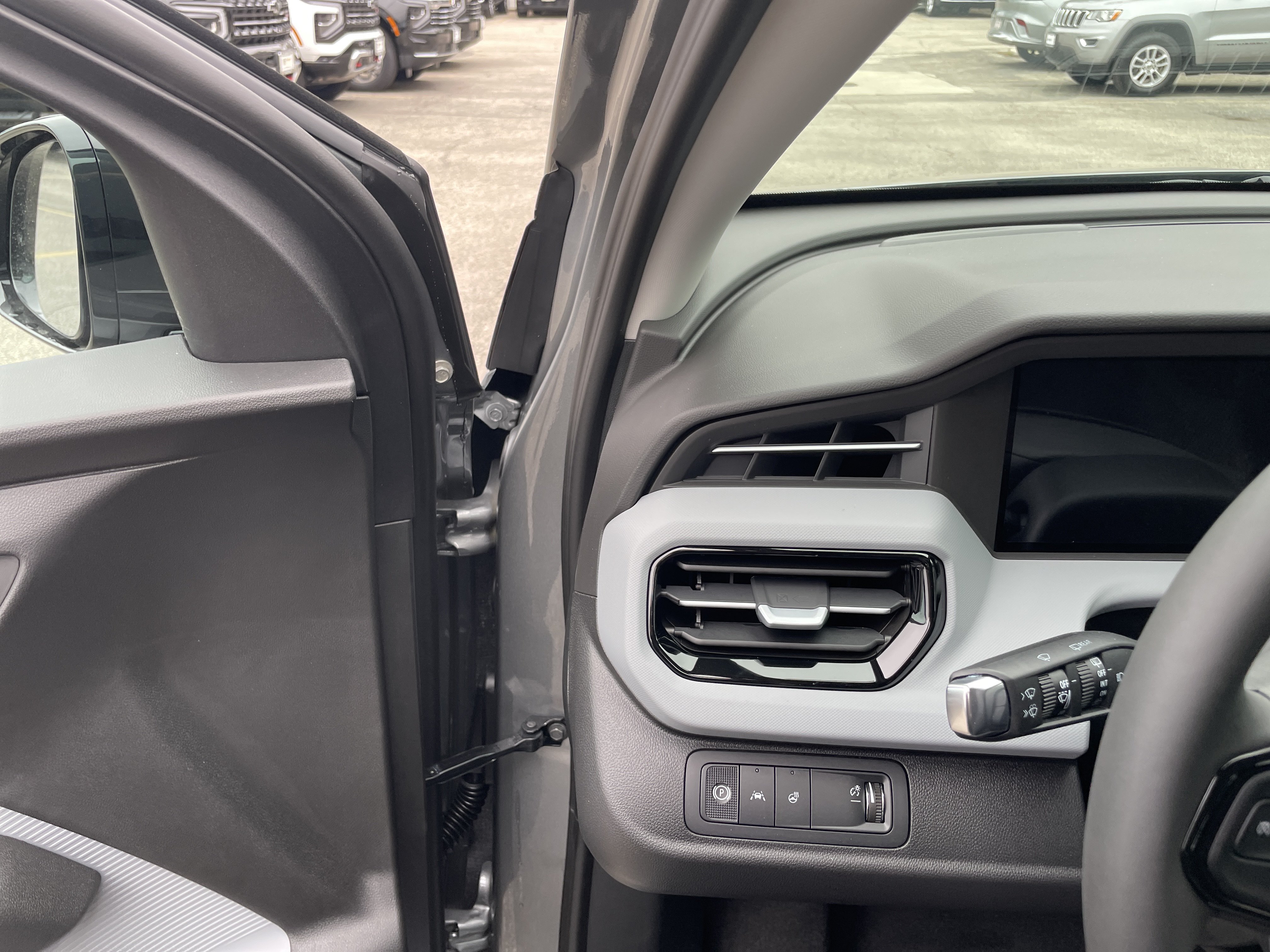 New 2027 Chevrolet Bolt LT w/ Comfort Package FWD image 16