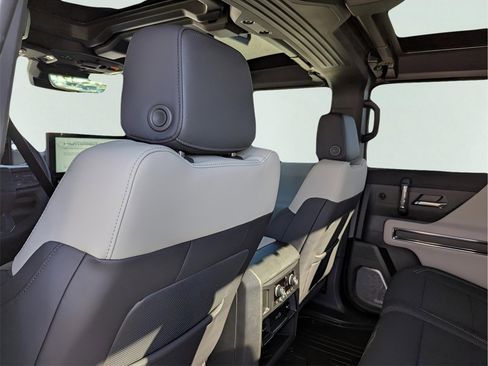 New 2026 GMC Hummer EV 4x4 Crew Cab image 14