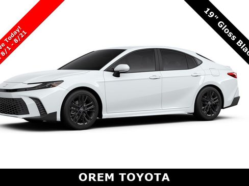 New 2026 Toyota Camry SE FWD image 2