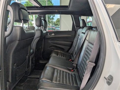 Used 2019 Jeep Grand Cherokee Limited X image 8