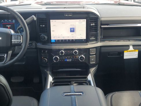 New 2026 Ford F450 Platinum w/ FX4 Off-Road Package image 13