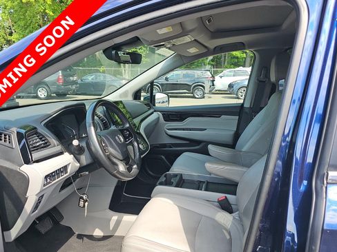 Used 2023 Honda Odyssey Touring image 5