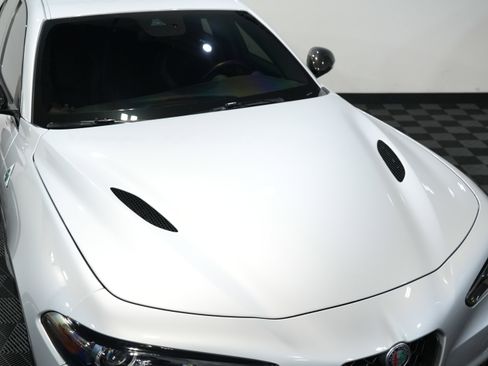 Used 2020 Alfa Romeo Giulia Quadrifoglio w/ Nero Edizione image 12