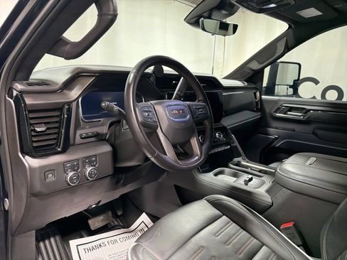 Used 2025 GMC Sierra 2500 AT4X AWD/4WD image 23