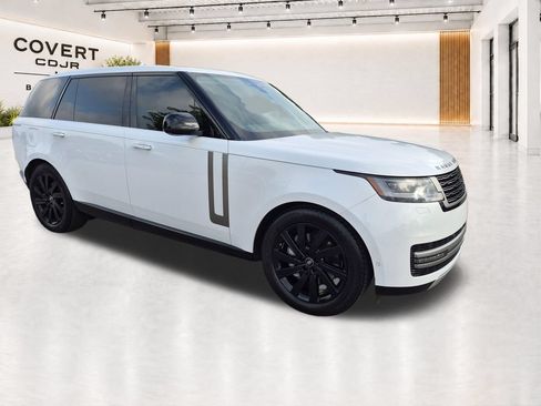 Used 2024 Land Rover Range Rover Long Wheelbase SE AWD/4WD image 1