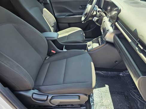 Certified 2024 Hyundai Kona SEL FWD image 13
