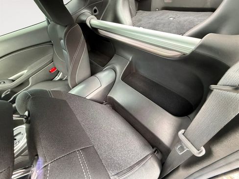 Used 2015 Nissan 370Z w/ Sport Package image 14