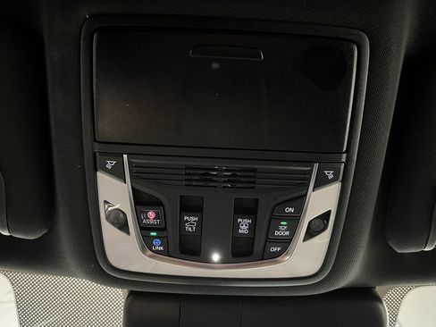 Used 2023 Acura RDX AWD w/ A-Spec & Advance Pkg image 9