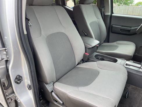 Used 2010 Nissan Xterra S image 23