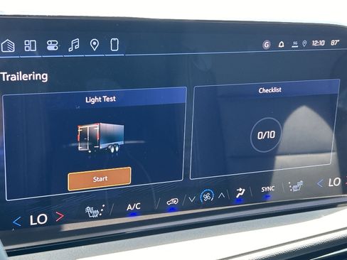 New 2026 Chevrolet Traverse LT w/ Sun and Wheel Package image 40