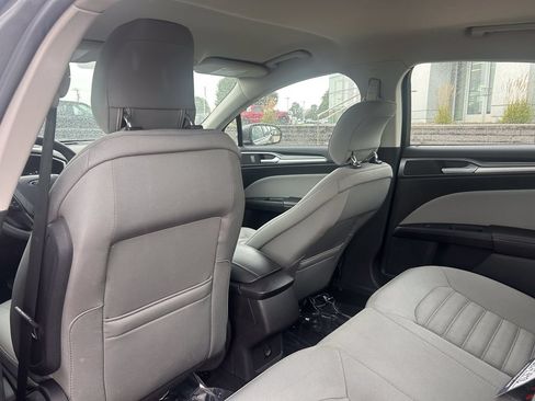 Used 2014 Ford Fusion S FWD image 13