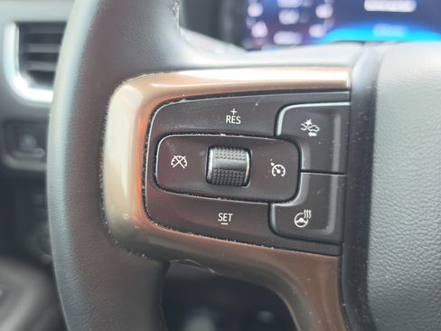 Used 2023 Chevrolet Tahoe High Country AWD/4WD image 13