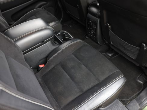 Used 2022 Dodge Durango SRT w/ Technology Group image 15