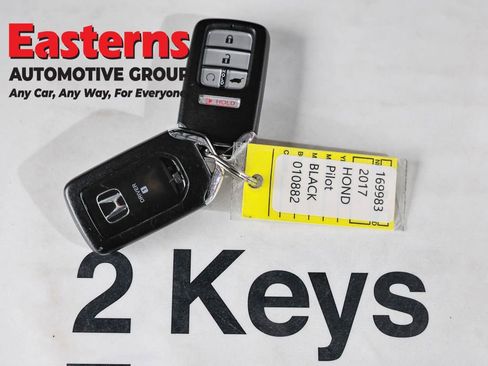 Used 2017 Honda Pilot Elite image 27