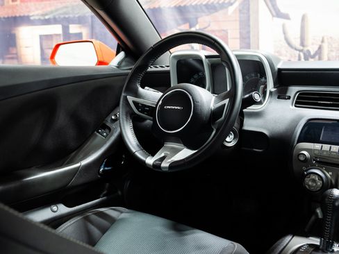Used 2010 Chevrolet Camaro SS w/ Black Stripe Package RWD image 17