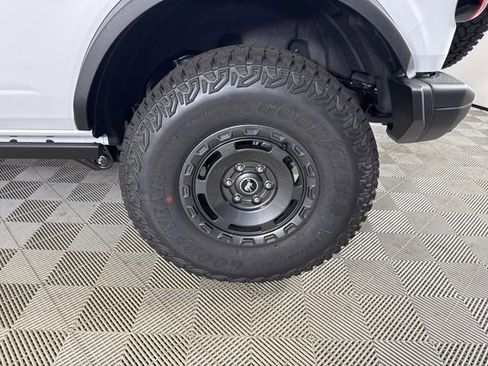 New 2025 Ford Bronco Badlands image 29