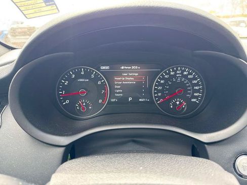 Used 2020 Kia Stinger GT2 RWD image 6