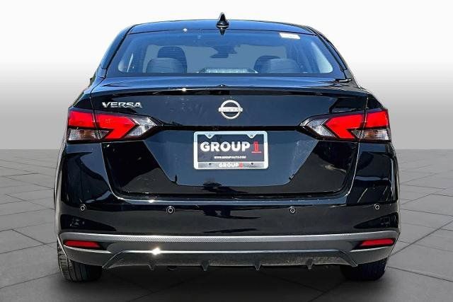 Certified 2025 Nissan Versa SV FWD image 5