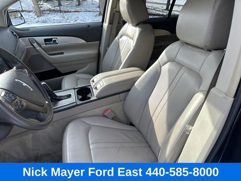 Used 2013 Lincoln MKX AWD w/ Class II Trailer Tow Pkg image 22