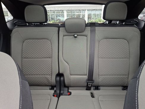 Certified 2022 Ford Escape SE w/ SE Sport Appearance Package image 18