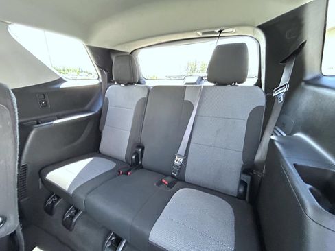 Used 2019 Chevrolet Traverse LT AWD/4WD image 22