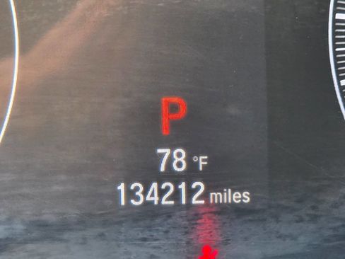 Used 2018 Honda Accord Touring image 19