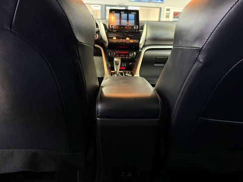 Used 2024 Mitsubishi Eclipse Cross SE image 38