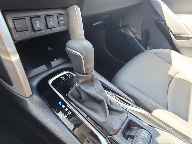 Used 2024 Toyota Corolla Cross XLE w/ Convenience Package FWD image 15