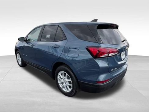 Certified 2024 Chevrolet Equinox LS w/ LS Convenience Package FWD image 4