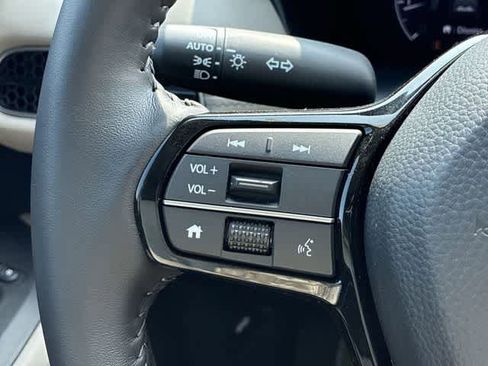 Certified 2026 Honda HR-V EX-L image 26