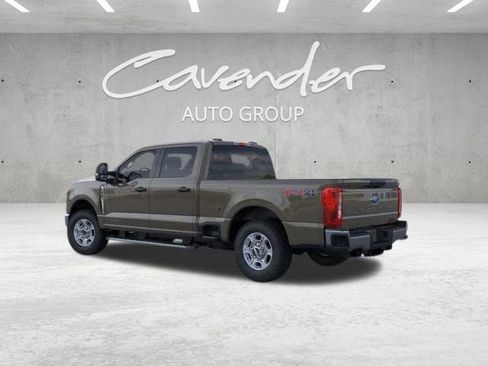 New 2026 Ford F250 XLT w/ FX4 Off-Road Package AWD/4WD image 5