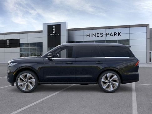 New 2026 Lincoln Navigator Black Label image 3