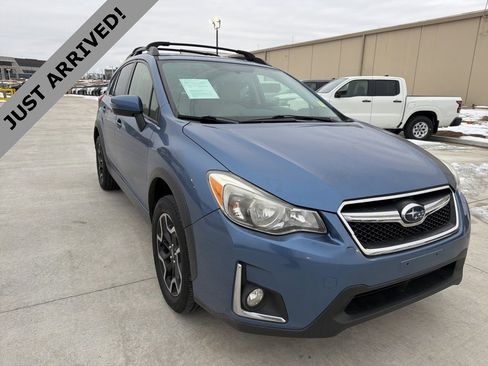Used 2016 Subaru Crosstrek 2.0i Limited w/ Popular Package #1 image 3