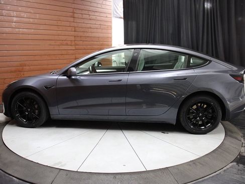 Used 2022 Tesla Model 3 image 67