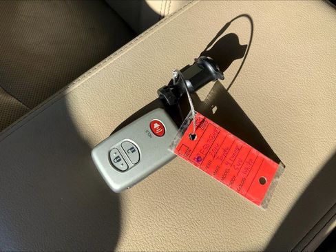Used 2014 Toyota 4Runner Limited RWD image 14