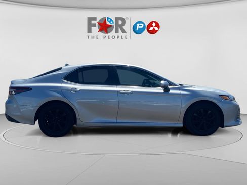 Used 2023 Toyota Camry LE FWD image 6