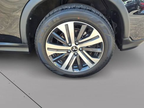 Used 2025 Mitsubishi Outlander Sport LE AWD/4WD image 9