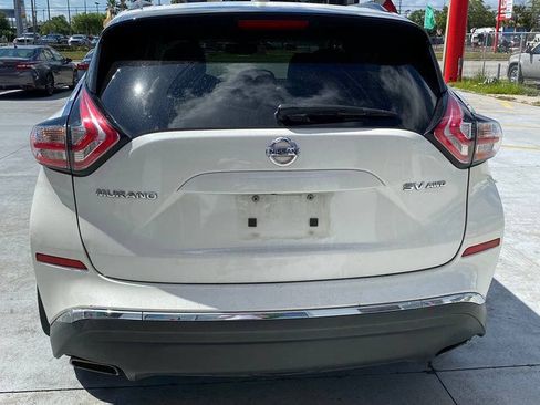 Used 2018 Nissan Murano SV w/ Premium Package AWD/4WD image 3
